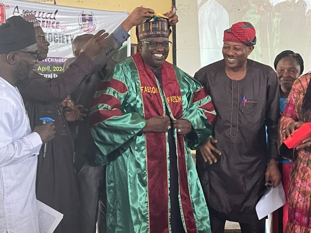 Ex-Niger SGS, Prof. Kuta Yahaya bags AESON Fellowship Award