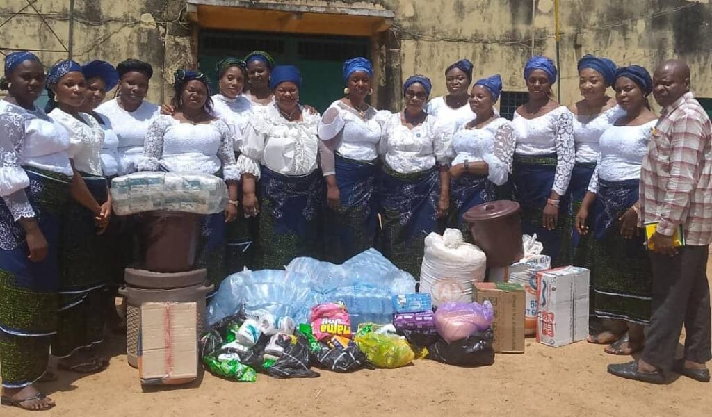 Osumenyi Anglican women donates gifts items to Kano correctional centre inmates