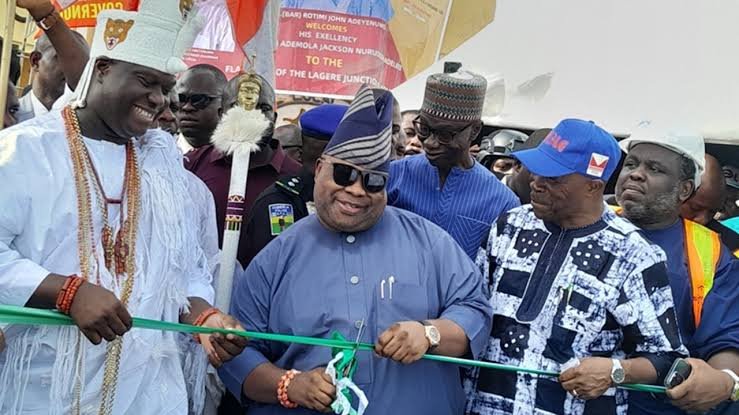 Adeleke inaugurates Parakin-Obalufe road in Ile-Ife