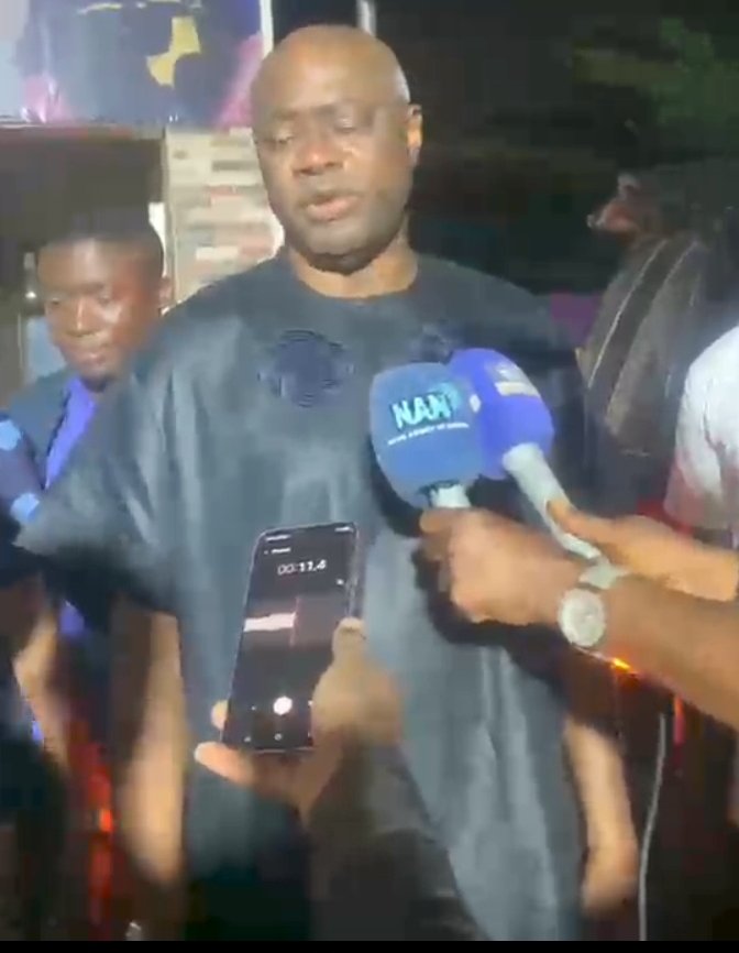 Makinde Inspects Fresh FM, Vows to Improve Fire Service
