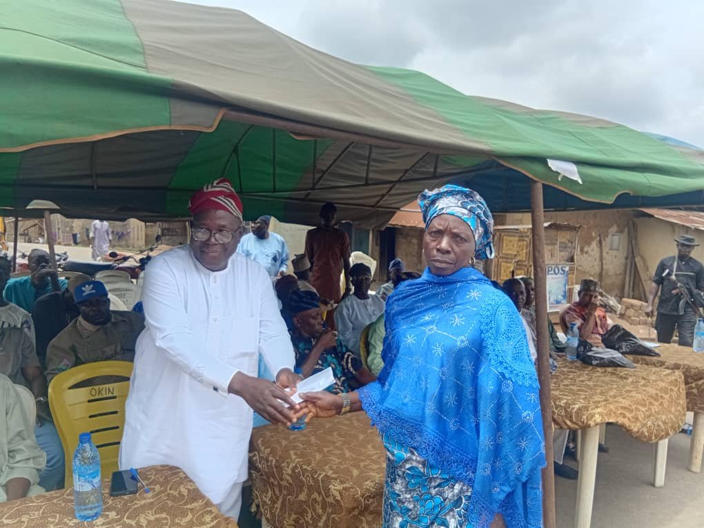 Osun State Govt. Commends Grassroot Economic Empowerment Efforts of Hon. Ganiyu Tiamiyu in Ede