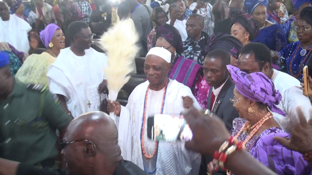 Oba Ladoja Pledges to Serve Ibadan People, collaborate with government at all levels