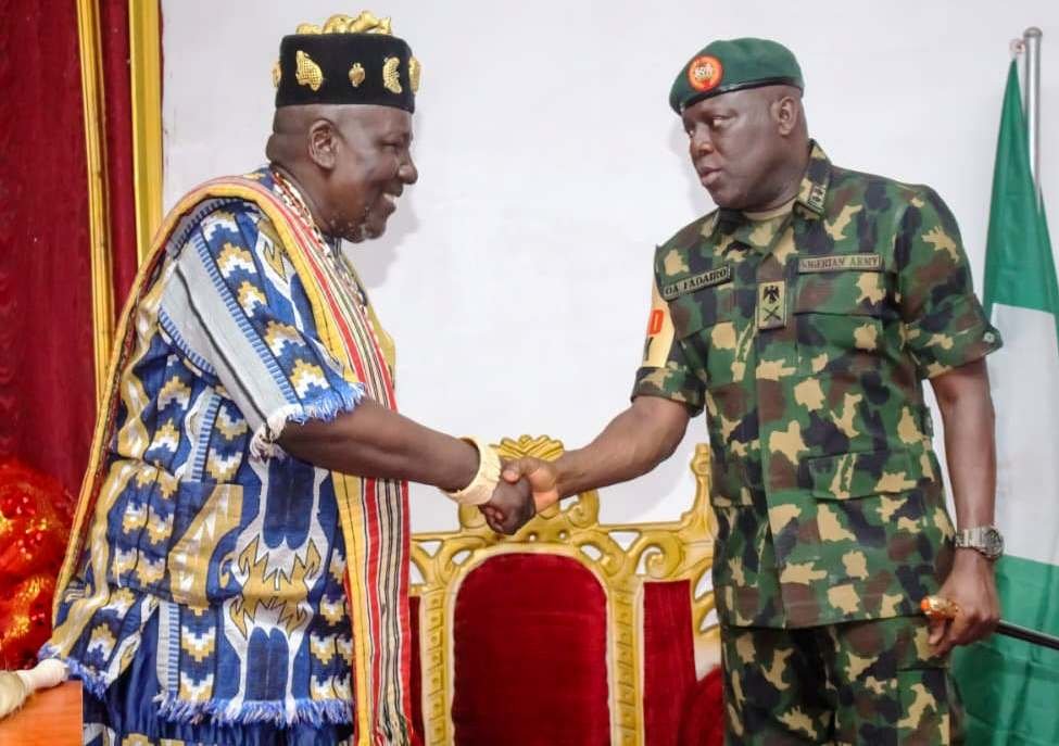 Nigerian Army seeks stronger synergy with royal fathers