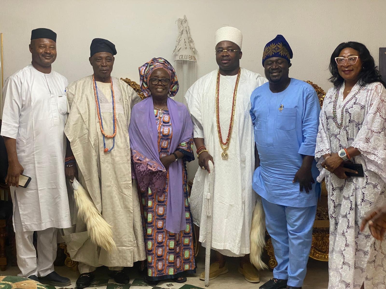 Rt. Hon. Mulikat Akande Adeola Pays Royal Homage to the Olubadan of Ibadanland