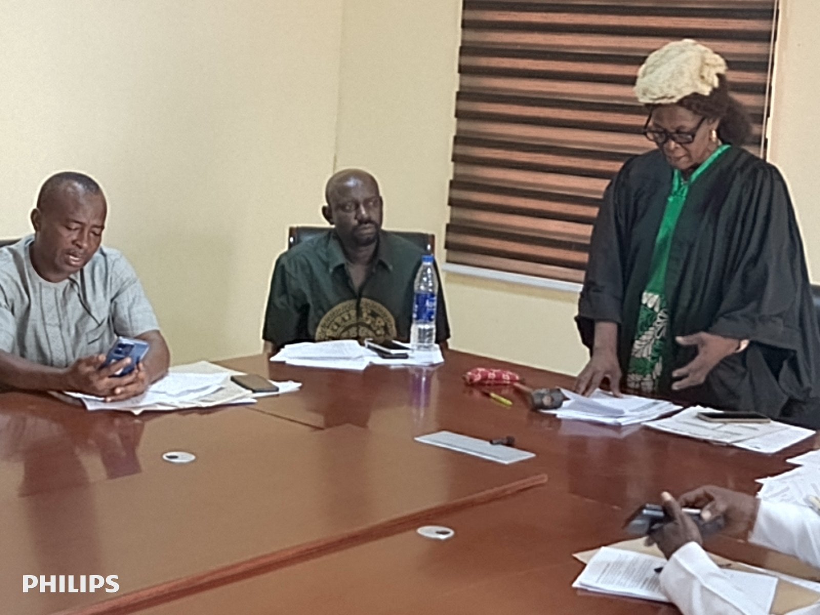 Oji River councillors pass vote-of-confidence on Chairman, Anyaegbudike