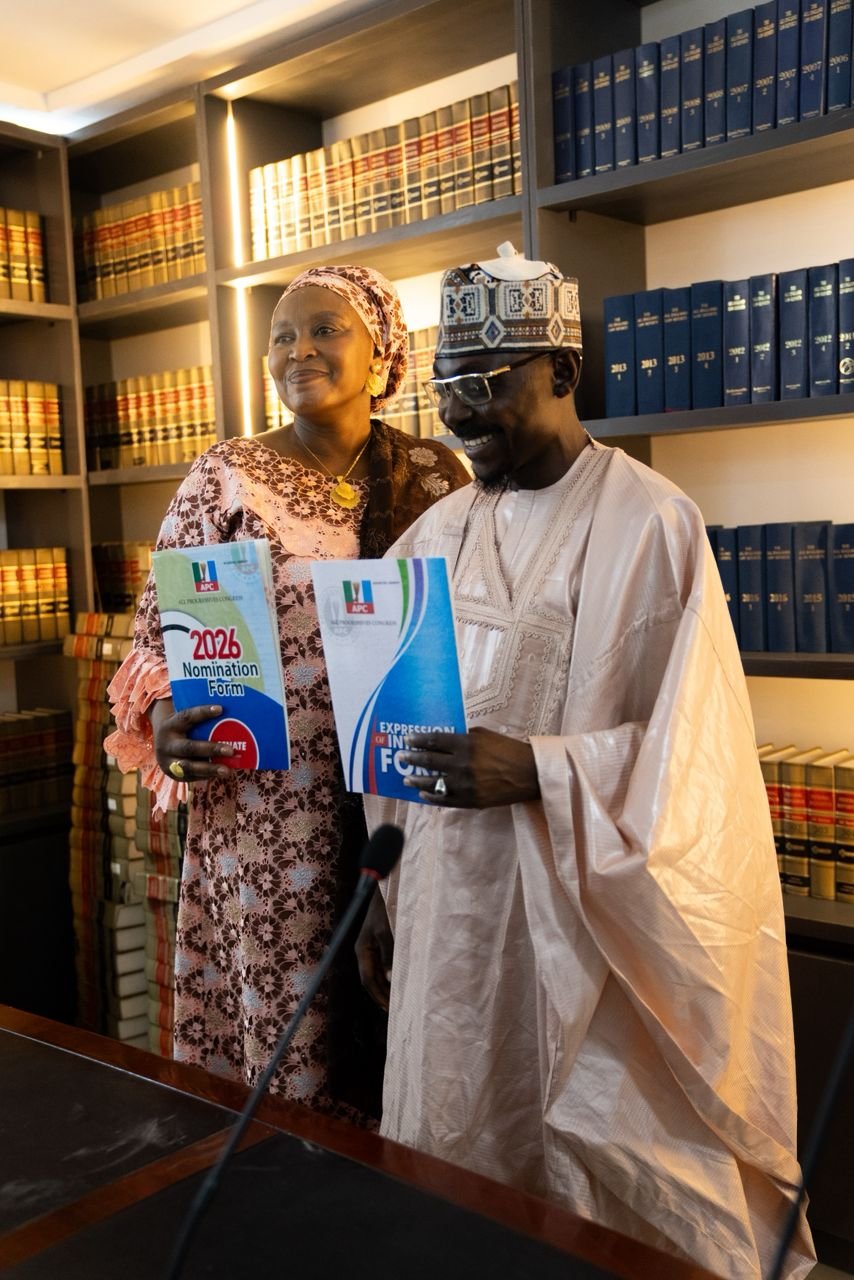 Ndarani SAN picks APC nomination form, pledges free education, infrastructure for Niger South