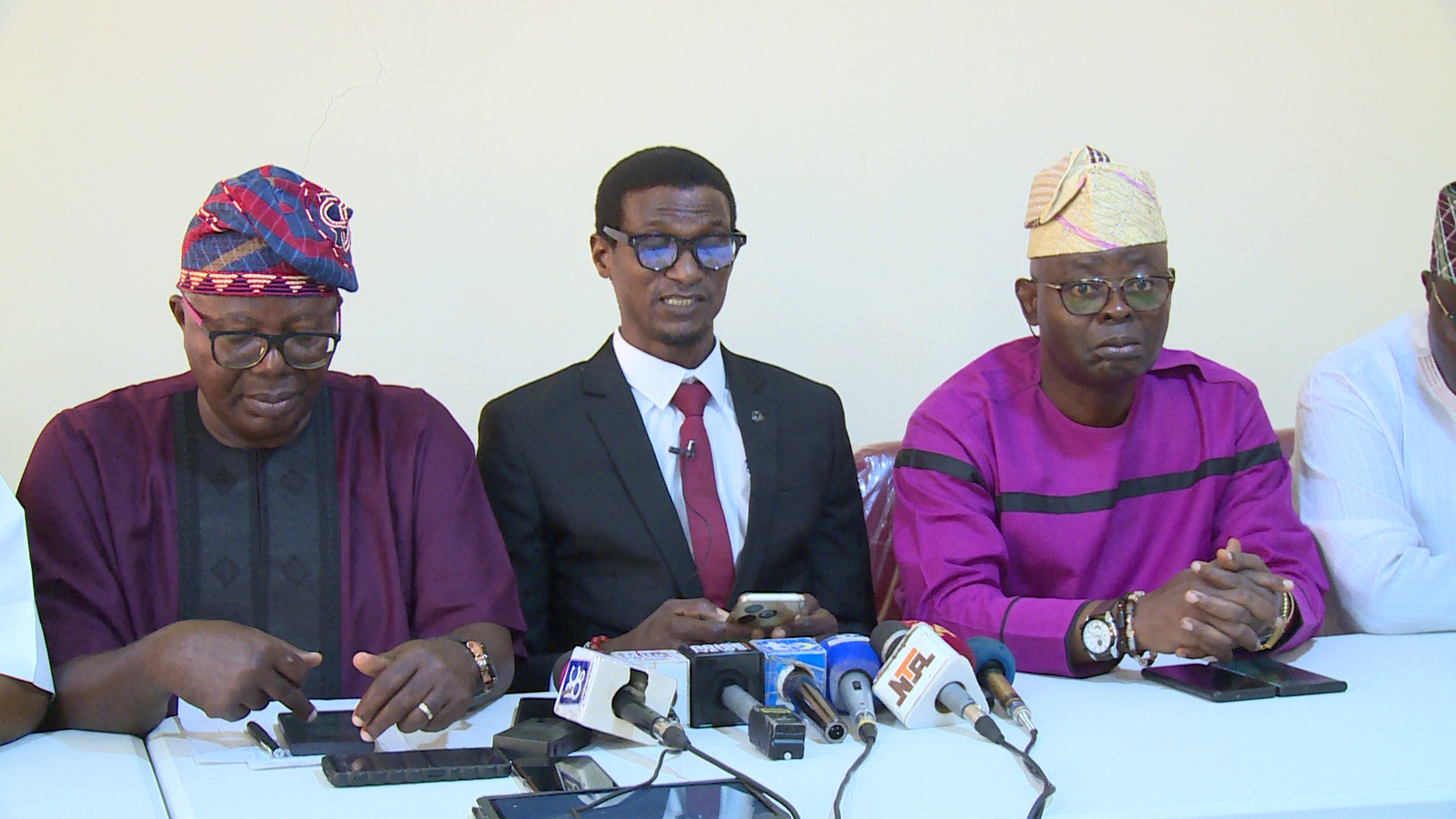 Southwest PDP backs Makinde, dismisses alleged impeachment plot