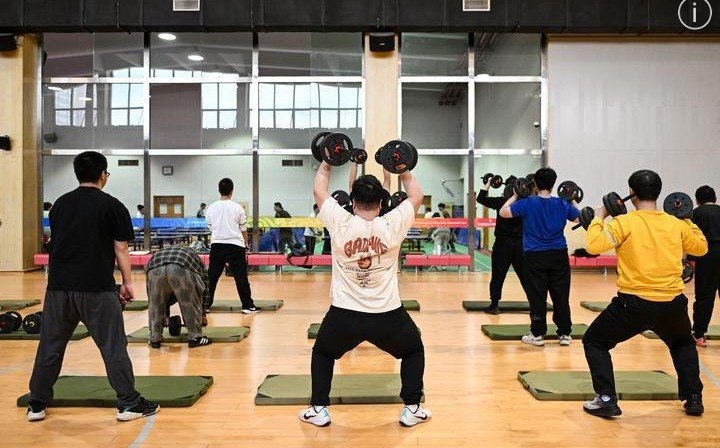 Healthy lifestyle sweeps China amid weight management campaign